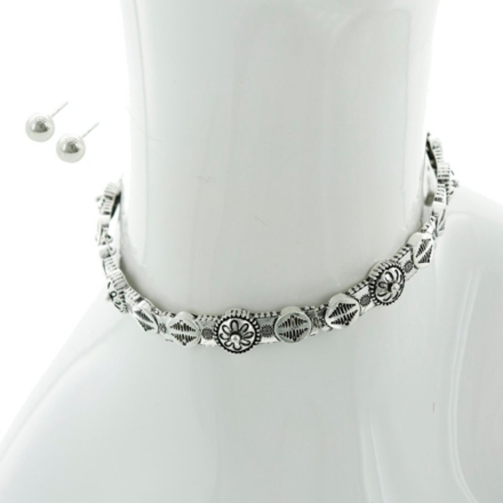 ANTIQUE SILVER TONE FLOWER CHOKER & POST EARRINGS